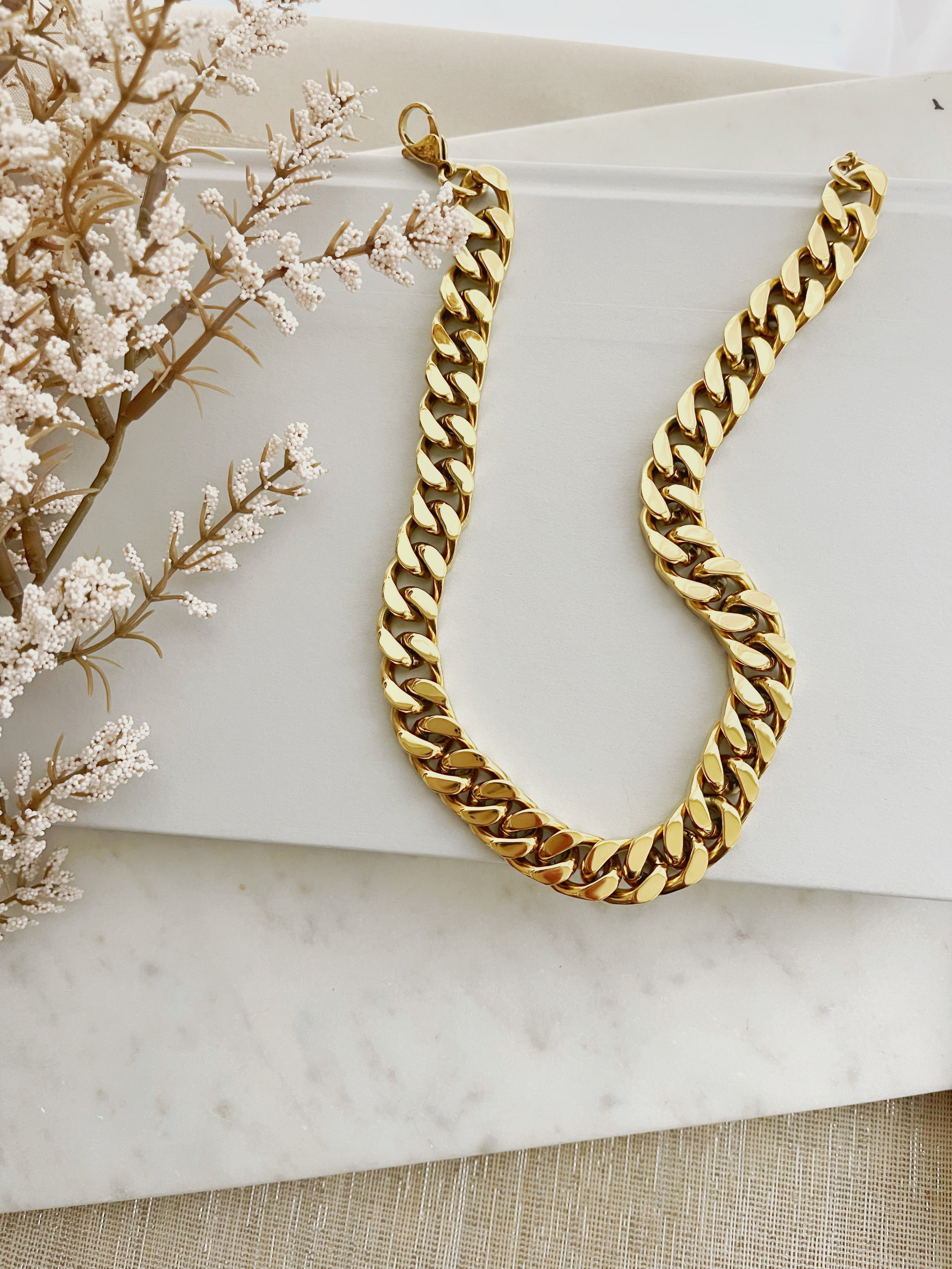 Gold Zipper Necklace — NINAMOMENA