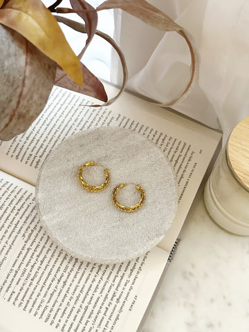 8357JE - Tony Gold Filled Hoop Earrings